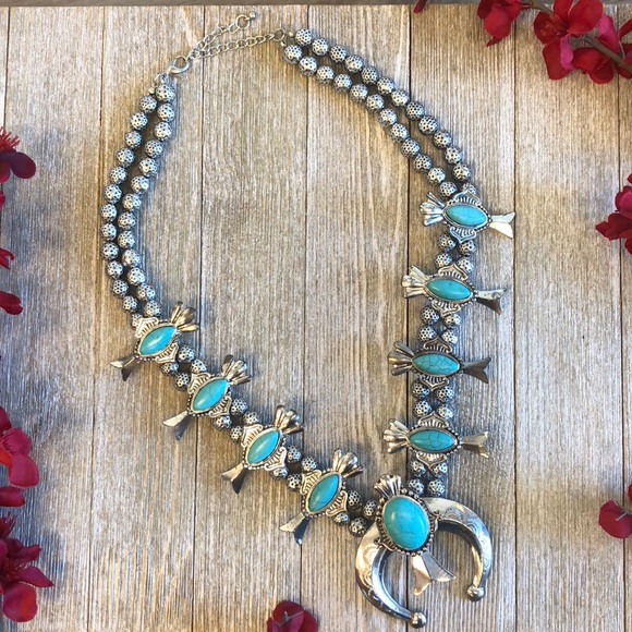 Accessories - Coachella Statement necklace
